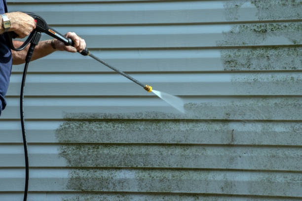 Best Concrete Pressure Washing  in Navarre, OH